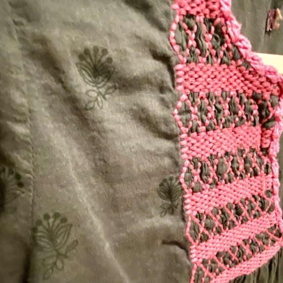 Boho Lightweight 🇦🇷Rapsodia brand black and magenta embroidered Long Tunic - Picture 7 of 11